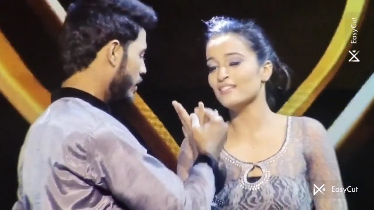 girl lift boy while dancing