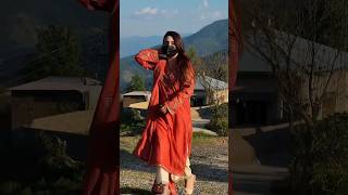 Mountain Queen Walk 😍🔥 | Desi Elegance in Red Outfit ❤️⛰️ #shorts#trending #desigirl #slowmotion