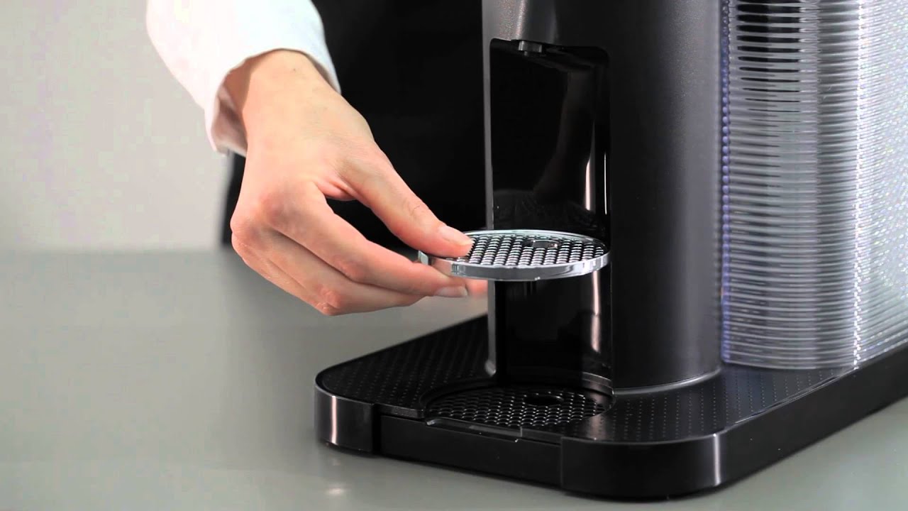 Observere følelsesmæssig udgifterne Nespresso VertuoLine: How To - Cleaning Tips - YouTube