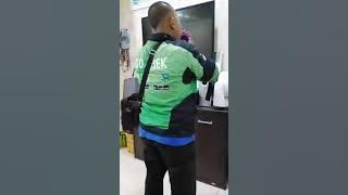 Wowwwww suara driver ojol pass adzan