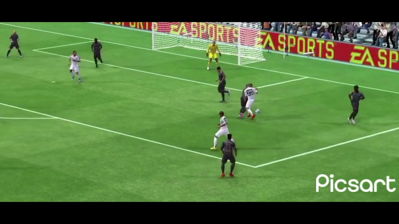 David Beckham unbelievable crazy goal 🥶. 