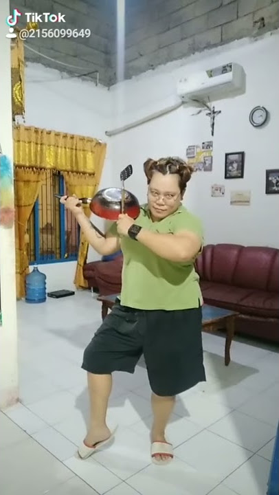 VIDIO LUCU TIKTOK MAIN MUSIK PAKE PERLENGKAPAN DAPUR