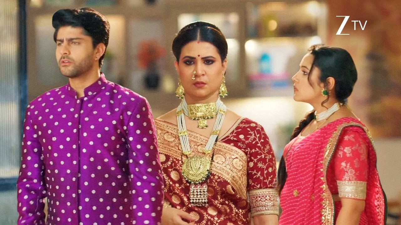 VASUDHA | Devansh and Vasudha have to keep up the act