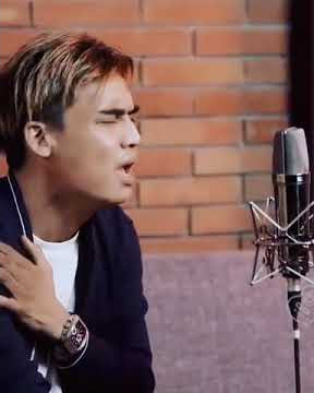 Cinta tak harus memiliki | Charlie akustik