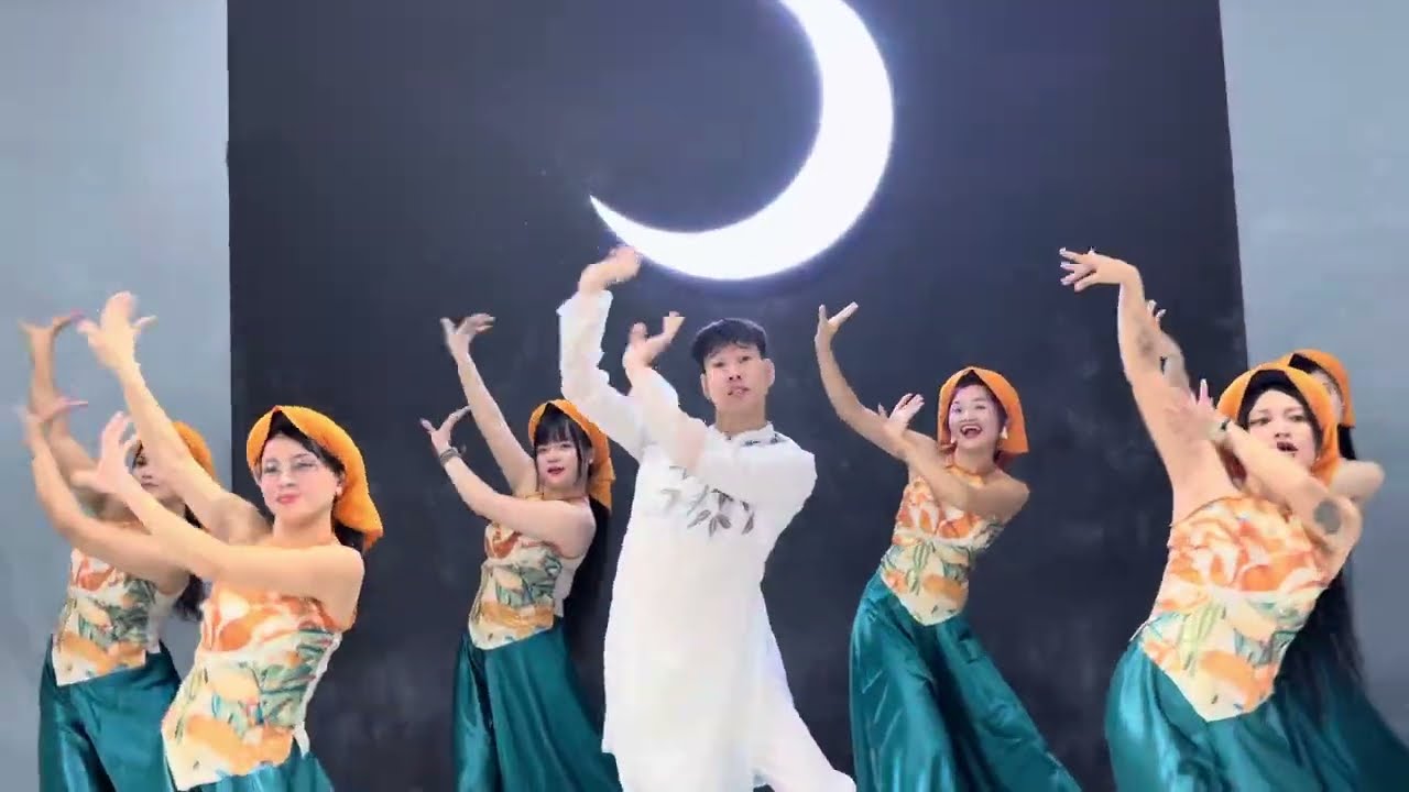 Mơ Khách đường xa Choreo Thuận Zilo