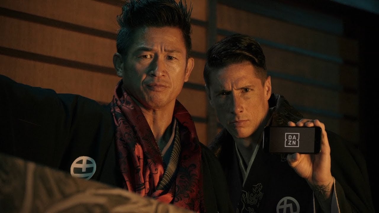 フェルナンド・トーレス選手、国内CMに初出演 “サムライ姿”で三浦知良