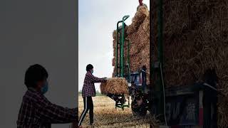 Easy to load bales onto large #goodtools #short
