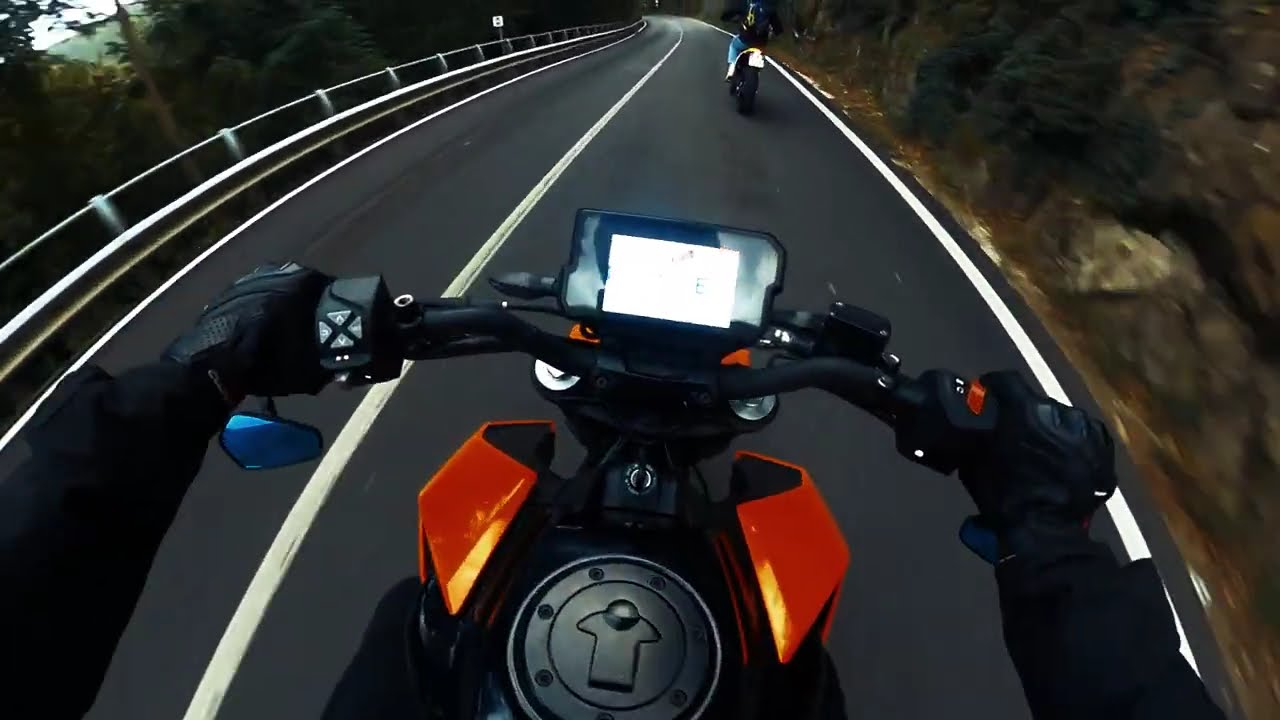 KTM 125 Duke & Husqvarna TC 125 | NEW BIKE FIRST TRY