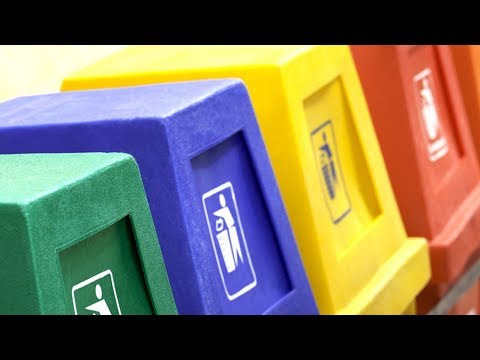 Video: ¿De qué color es el contenedor de basura para el reciclaje mixto?