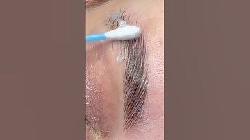 Brow Lamination & Tint in action😍 #eyebrows #browlamination #browtint  #browlift #beauty #tips