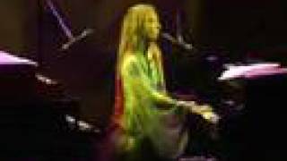 Tori Amos Yes, Anastasia live