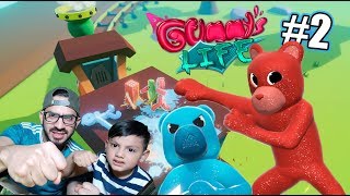 Luchas de Gomitas en el Tren | Luchas Locas de Comida | Juegos Karim Juega