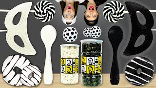 WHITE FOOD VS BLACK FOOD CHALLENGE 흰색 검정색 음식 챌린지 by Pico Pocky