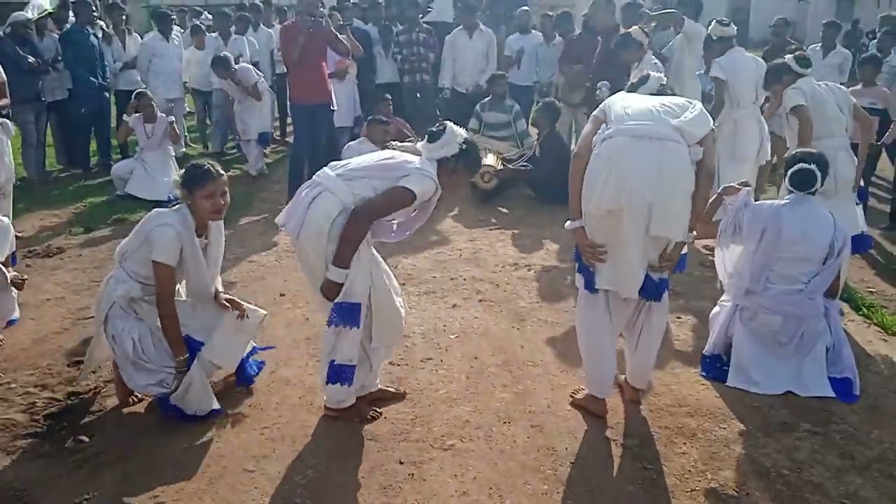 गुरु बालक दास जयंती परसाही टी !! बालिका पंथी umarapoti गायिका कविता gendre 