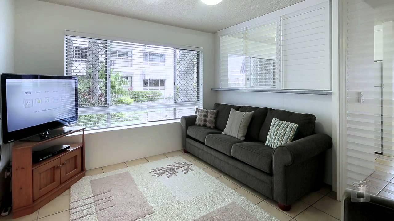 Unit 5 Estoril 38 McIllwraith St, Moffat Beach