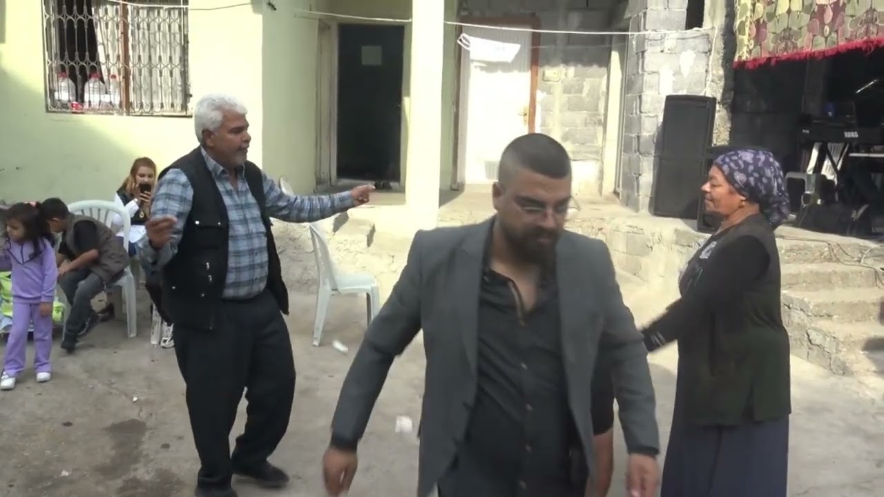 ADANA CEYHAN'DAN ERHAN OKUR'UN KIZI SELVİNAZ GELİNİN DÜĞÜNÜ