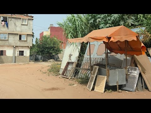 مباشرة من سيدي الطيبي عملية هدم كبيرة والناس ديال الجماعة كتسناهم خدمة كبيرة