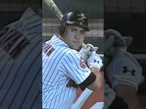 Lance Berkman joins the 200-HR club in Houston | June 21, 2006 | Astros vs. Twins