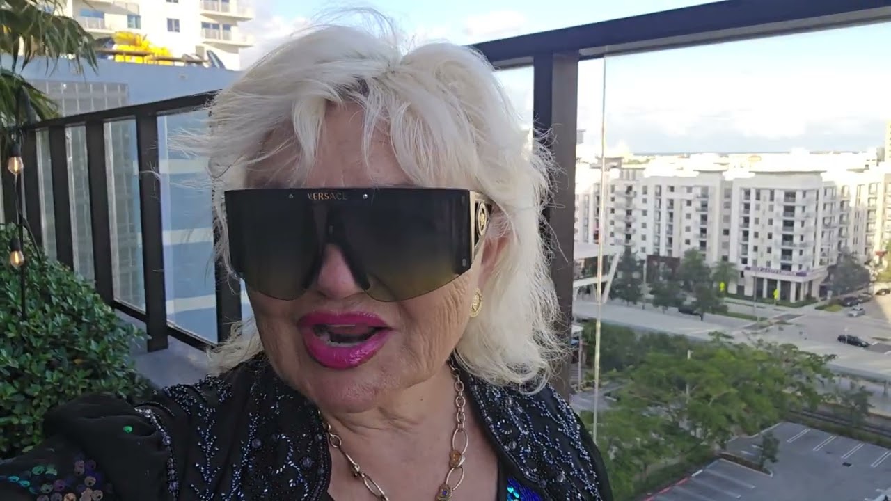 Valentina Versace at 360 Rosemarie bld WPB luxury living viral 5613359459