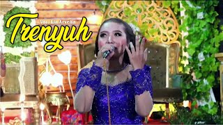 Trenyuh - Lia Arvelia // Irama Seger Campursari New Dellizta Live