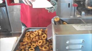 Lovely Mini Donuts in Mini Donut Machine