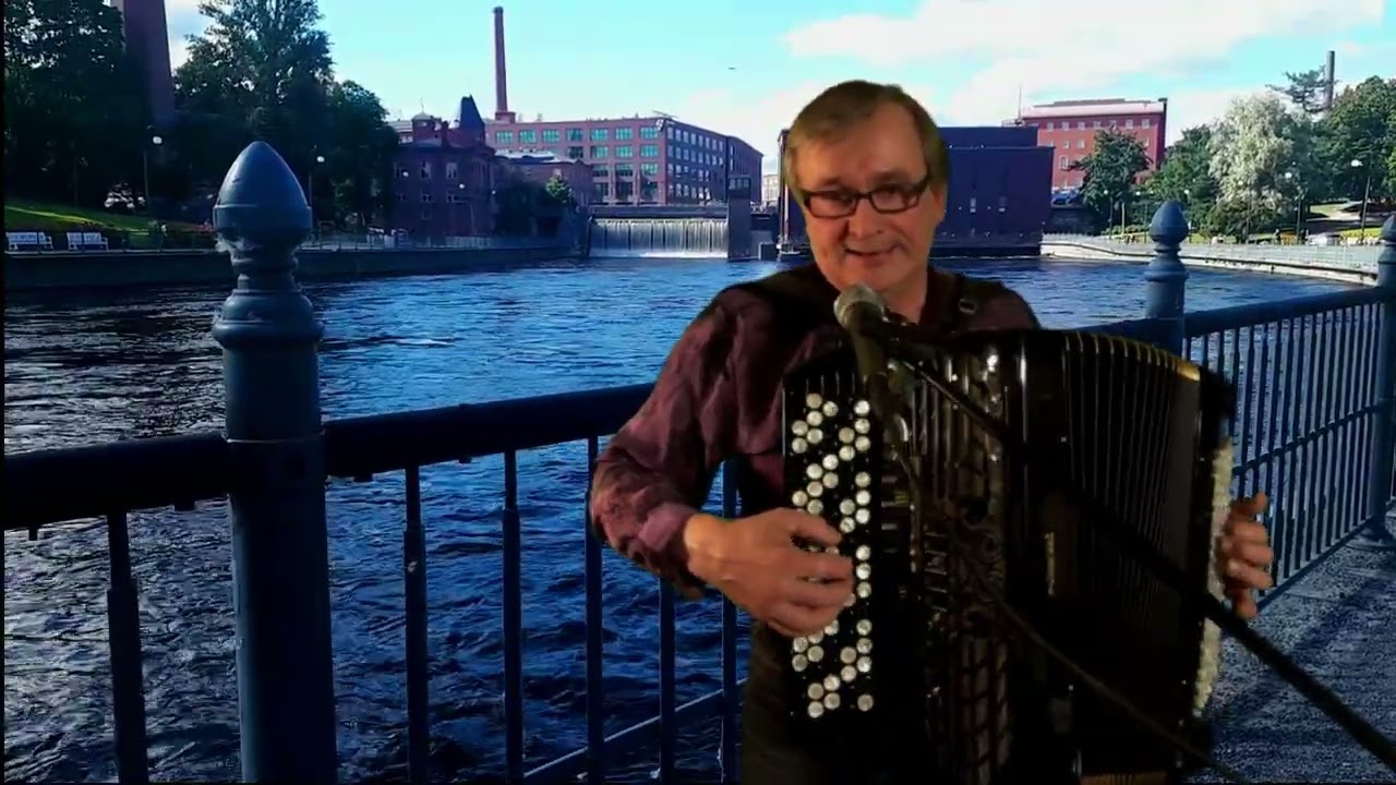 Liian suuri city (Yölintu cover)