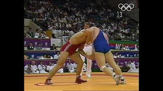 Олимпийские игры 1988 вольная борьба (финал 74 кг) Адлан Вараев (USSR) vs Кеннет Мондей (USA)