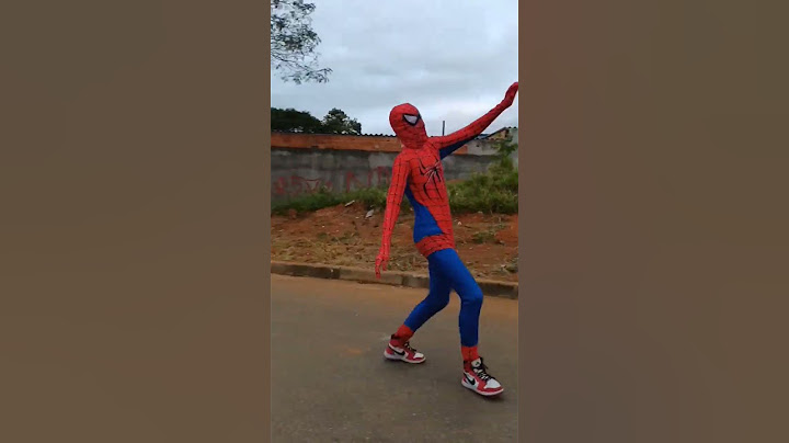 incrível Hulk quebra o dente do homem-aranha