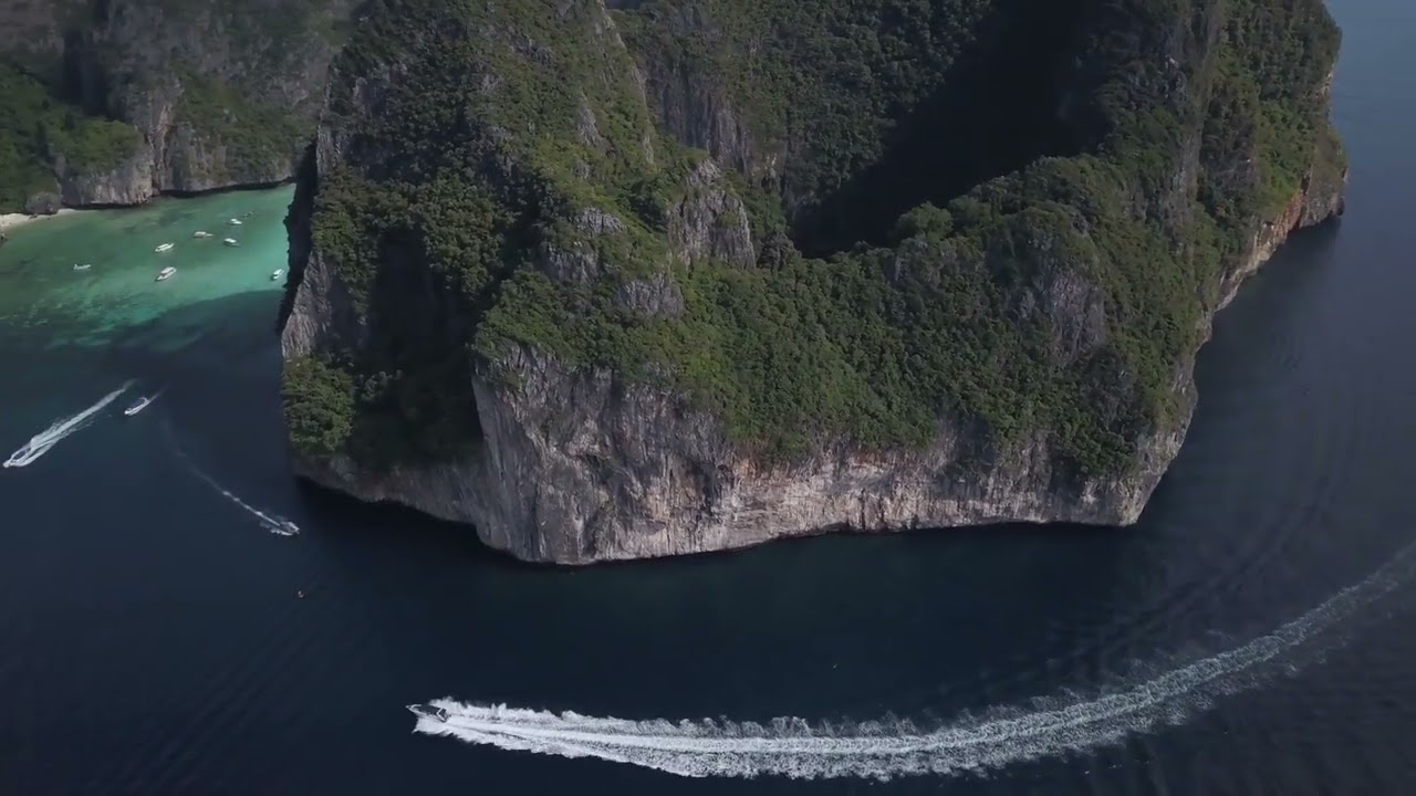 Relax To Urban, Groovy, Electronic, Dream, Ambient, Chillwave Music