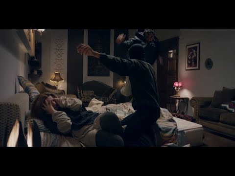 مشهد قوي من ياسر جلال يحيى فى محاولة إنقاذ هنا شيحة من القتل ظل الرئيس