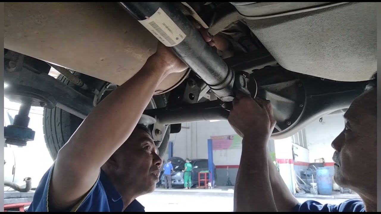 Cara melepas  dan mengganti Krisjoint Kopel,/ Propeler shaft Toyota innova