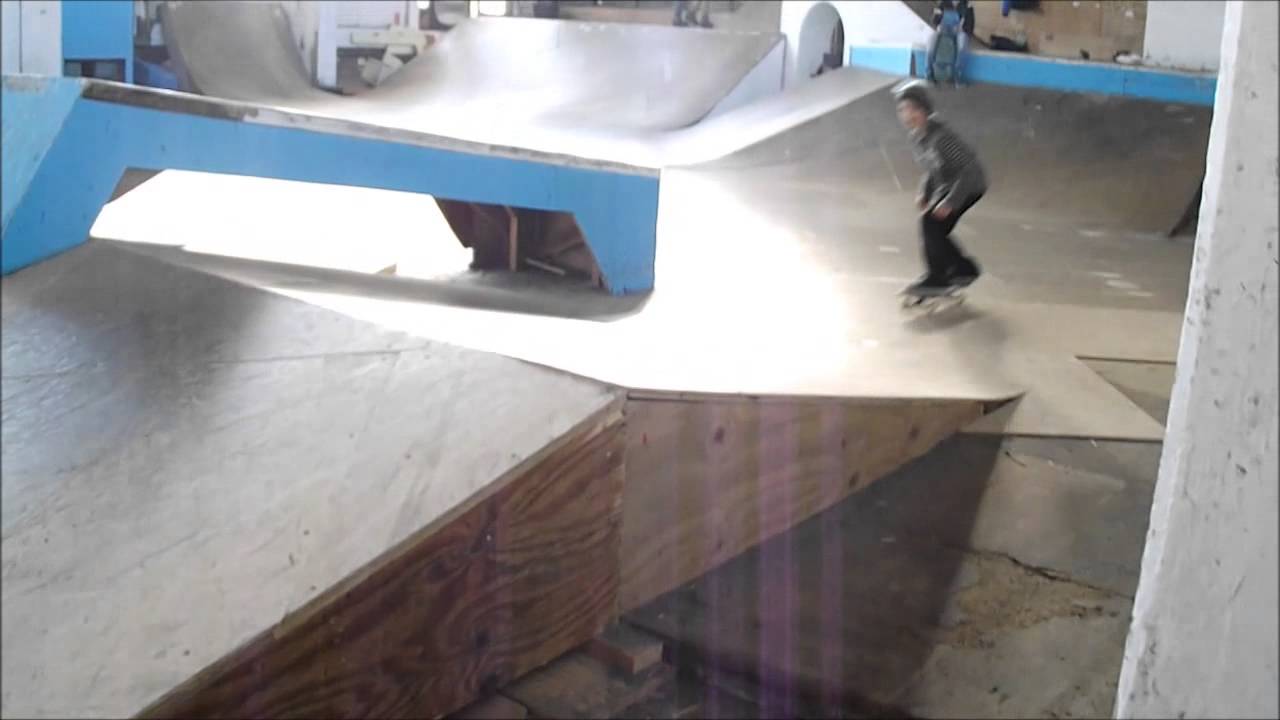 Mika Möller - Osna Clip