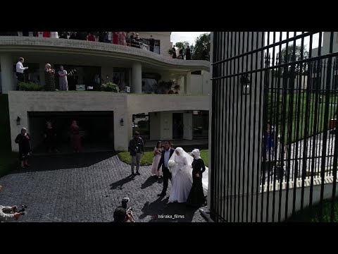 На свадьбе в ресторане в грозном На свадьбе в ресторане в грозном