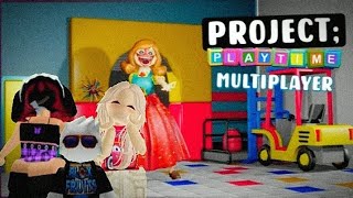 jogando Project playtime (roblox)