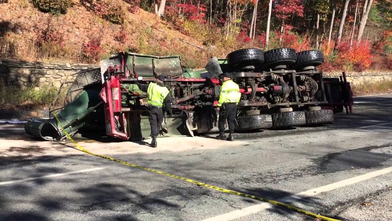 Fatal crash, Route 20, Oxford YouTube