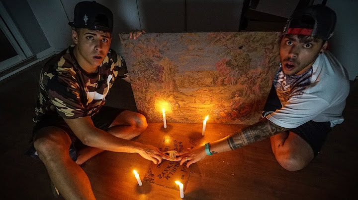 WE PLAY BOARD GAME WITH THE STRANGE FRAME