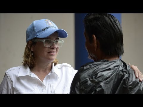 Trump slams mayor in Puerto Rico, then praises other officials over recovery effort