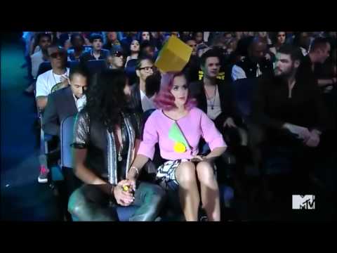 Bruno Mars Tribute To Amy Winehouse MTV Awards 2011