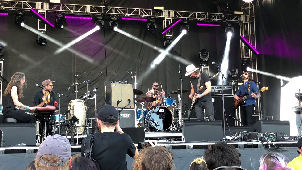 phosphorescent-los-angeles-live-at-innings-festival-tempe-az-3-23