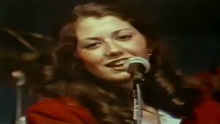 Amy Grant - A Circle Of Love - Singing A Love Song And You Gave Me Love - (1980) - (2K Full HD)