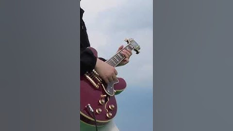 Thumbnail of Oasis — Acquiesce(Live at Maine Road, 2nd Night)
