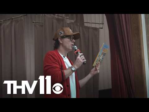 Bobby Bones partners with Dollar General to surprise Arkansas students with $50K donation