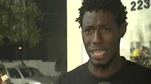 Phillip Curtis describes apartment fire