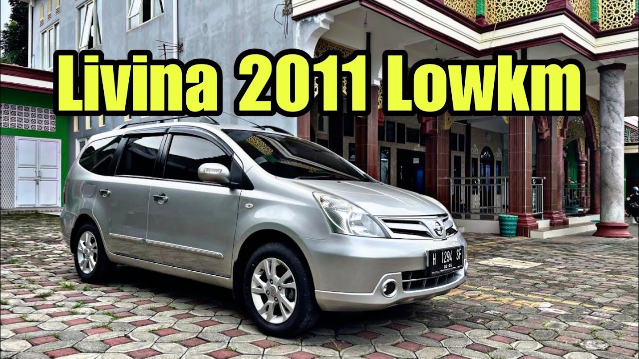 Nissan Livina XV Руководство 2011 г. Семейный автомобиль