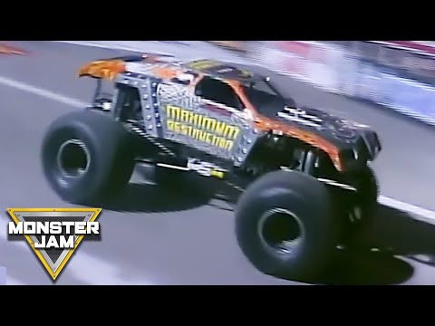 Max-D vs Monster Mutt | World Finals 2004 Racing Quarter Finals