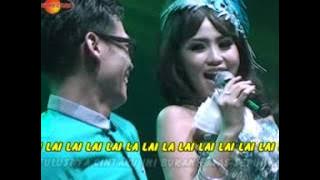 Reni Ananta Feat. Nino Baskara - Memori Daun Pisang | Dangdut ( Music Video)