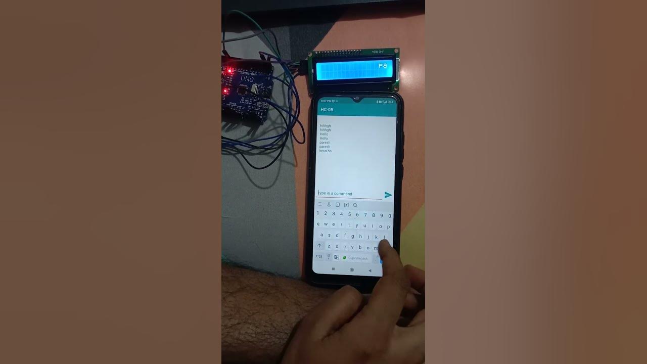 Wireless notice board using arduino and Bluetooth sensor HC-05 - YouTube