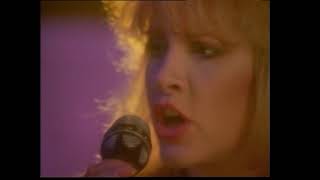 Stevie Nicks - Stand Back (Live at Red Rocks)