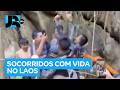 Sobreviventes de isolamento em caverna no Laos são localizados por equipes de socorro
