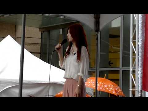 2011/10/01田馥甄-高雄夢時代-My love簽唱會-還是要幸福